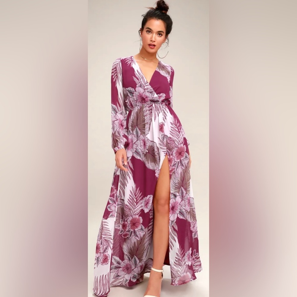 Lulu’s Wondrous Water Lilies Magenta Floral Print Maxi Dress